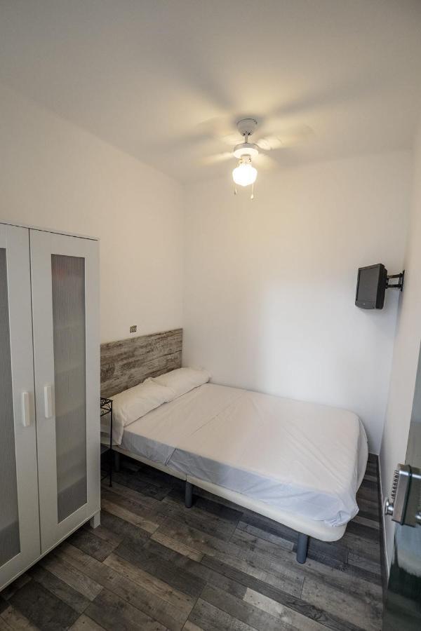 L'Hostalet Guesthouse Pineda de Mar Ngoại thất bức ảnh