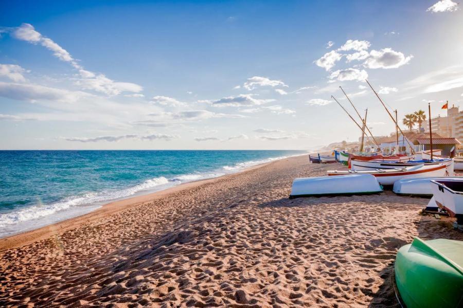 L'Hostalet Guesthouse Pineda de Mar Ngoại thất bức ảnh